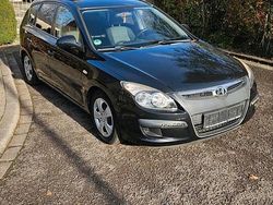 Schwarz Gebraucht 2009 Hyundai i30 Kombi | 3.990 € (Fairer Preis)