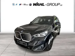 Schwarz Neu 2025 BMW iX1 M Sport SUV | 54.290 € (Guter Preis)