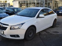 Weiß Gebraucht 2010 Chevrolet Cruze LT Limousine | 2.400 € (Superpreis)