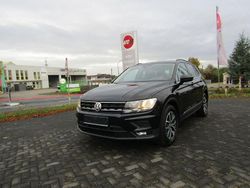 Schwarz Gebraucht 2017 VW Tiguan Comfortline SUV | 18.490 € (Etwas zu teuer)