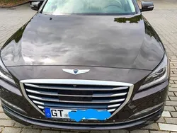 Braun Gebraucht 2015 Hyundai Genesis Basis Limousine | 19.000 € (Fairer Preis)