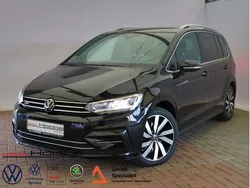 Deep black perleffekt Gebraucht 2024 VW Touran Highline Van / Kleinbus | 37.280 € (Fairer Preis)