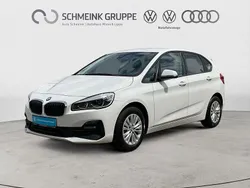 Weiß Gebraucht 2020 BMW 218 Active Tourer Van / Kleinbus | 18.880 € (Etwas zu teuer)