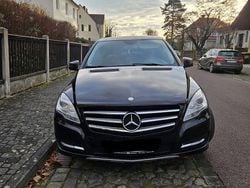 Schwarz Gebraucht 2012 Mercedes R350 Van / Kleinbus | 14.900 € (Etwas zu teuer)