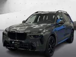Grau Gebraucht 2025 BMW X7 Shadowline SUV | 115.303 € (Guter Preis)
