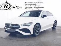 Polarweiß Gebraucht 2024 Mercedes CLA200 AMG Coupé | 37.900 € (Fairer Preis)