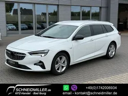 Weiß Gebraucht 2022 Opel Insignia Kombi | 14.399 € (Guter Preis)