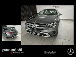 Grau Gebraucht 2021 Mercedes GLC300e Advanced SUV | 31.490 € (Etwas zu teuer)