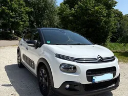 Weiß Gebraucht 2017 Citroën C3 PureTech Kleinwagen | 9.499 € (Etwas zu teuer)
