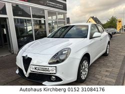 Weiß Gebraucht 2017 Alfa Romeo Giulietta Super Kleinwagen | 8.500 € (Superpreis)