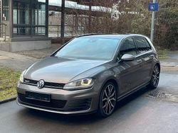 Grau Gebraucht 2015 VW Golf Sound Limousine | 13.790 € (Etwas zu teuer)