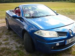 Blau Gebraucht 2007 Renault Mégane Cabriolet Dynamique Cabrio | 3.650 € (Fairer Preis)