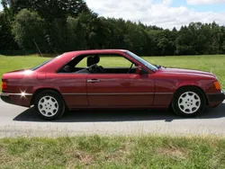 Rot Gebraucht 1993 Mercedes E320 Coupé | 12.900 €