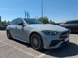 Grau Gebraucht 2024 Mercedes C300 AMG Limousine | 56.900 €