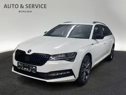 Weiß Neu 2024 Skoda Superb SportLine Kombi | 39.950 € (Superpreis)