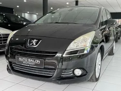 Schwarz Gebraucht 2011 Peugeot 5008 Business-Line Van / Kleinbus | 5.990 € (Guter Preis)