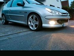 Silber Gebraucht 2003 Peugeot 206 Kleinwagen | 460 € (Guter Preis)