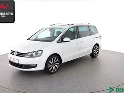 Oryxweiß perlmutteffekt Gebraucht 2017 VW Sharan R-line Van / Kleinbus | 25.880 € (Fairer Preis)