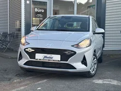 Grau Neu 2024 Hyundai i10 Pure Kleinwagen | 13.900 € (Guter Preis)