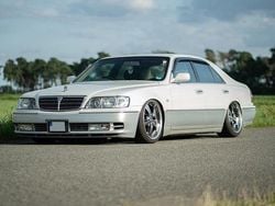 Weiß Gebraucht 1998 Nissan Cima Limousine | 14.000 €