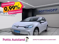Weiss Gebraucht 2024 VW ID.3 Pro Kleinwagen | 30.777 € (Guter Preis)