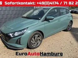 Mangrove green Neu 2025 Hyundai i20 Limousine | 21.440 € (Guter Preis)