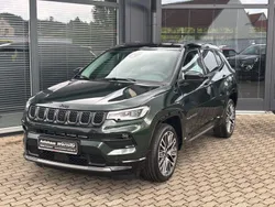 Grün Neu 2025 Jeep Compass Summit SUV | 37.900 € (Fairer Preis)