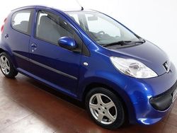 Blau Gebraucht 2006 Peugeot 107 Filou Kleinwagen | 1.900 € (Fairer Preis)