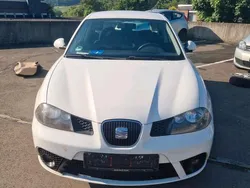 Weiß Gebraucht 2009 Seat Ibiza Limousine | 1.550 € (Guter Preis)