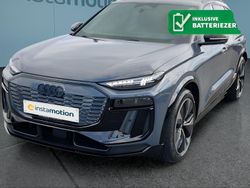 Grau Gebraucht 2024 Audi Q6 e-tron S-Line SUV | 74.799 € (Teuer)