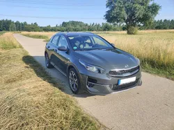Grau Gebraucht 2020 Kia XCeed SUV | 18.400 € (Fairer Preis)