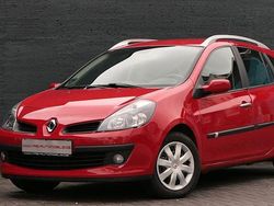 Rot Gebraucht 2009 Renault Clio II Dynamique Limousine | 6.900 € (Teuer)