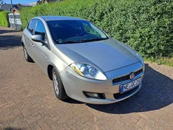 Gold Gebraucht 2007 Fiat Bravo Dynamic Kleinwagen | 1.600 € (Guter Preis)