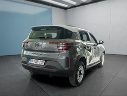 Grün Gebraucht 2025 Opel Frontera SUV | 24.799 € (Fairer Preis)