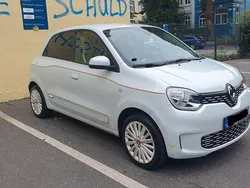 Weiß Gebraucht 2021 Renault Twingo Vibes Kleinwagen | 10.990 € (Guter Preis)