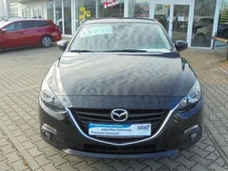 Schwarz Gebraucht 2016 Mazda 3 Prime-Line Limousine | 11.790 € (Etwas zu teuer)