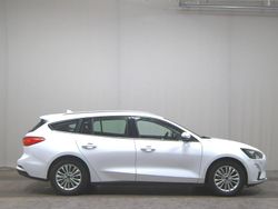 Weiss Gebraucht 2019 Ford Focus Titanium Kombi | 8.480 € (Guter Preis)