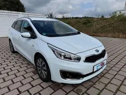 Casa white Gebraucht 2016 Kia Ceed Sportswagon Premium Kombi | 7.300 € (Fairer Preis)