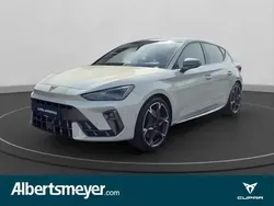 Grau Gebraucht 2024 Cupra Leon VZ Limousine | 41.870 €