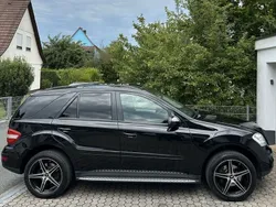 Schwarz Gebraucht 2010 Mercedes ML350 SUV | 16.500 € (Teuer)