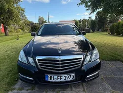 Schwarz Gebraucht 2011 Mercedes E300 Avantgarde Limousine | 9.500 € (Guter Preis)