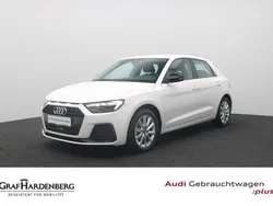 Weiß Gebraucht 2021 Audi A1 Sportback Comfort Kleinwagen | 17.880 € (Fairer Preis)