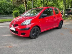 Rot Gebraucht 2009 Toyota Aygo Kleinwagen | 1.400 € (Guter Preis)