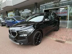 Schwarz ii/bonnet fluid black Gebraucht 2021 BMW X1 Advantage SUV | 18.450 € (Guter Preis)