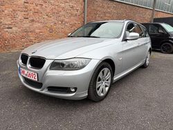 Silber Gebraucht 2010 BMW 318 Comfort Edition Kombi | 4.990 € (Fairer Preis)