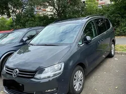 Grau Gebraucht 2013 VW Sharan Van / Kleinbus | 13.000 € (Fairer Preis)