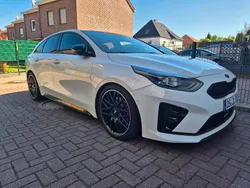 Weiß Gebraucht 2019 Kia ProCeed GT 2 Kleinwagen | 21.800 € (Fairer Preis)
