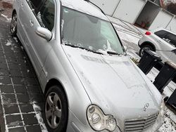 Silber Gebraucht 2006 Mercedes C220 Kombi | 2.700 € (Guter Preis)
