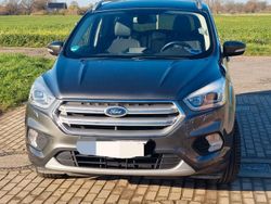 Grau Gebraucht 2018 Ford Kuga Titanium SUV | 13.000 € (Guter Preis)
