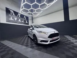 Weiß Gebraucht 2017 Ford Fiesta ST Kleinwagen | 11.699 € (Fairer Preis)